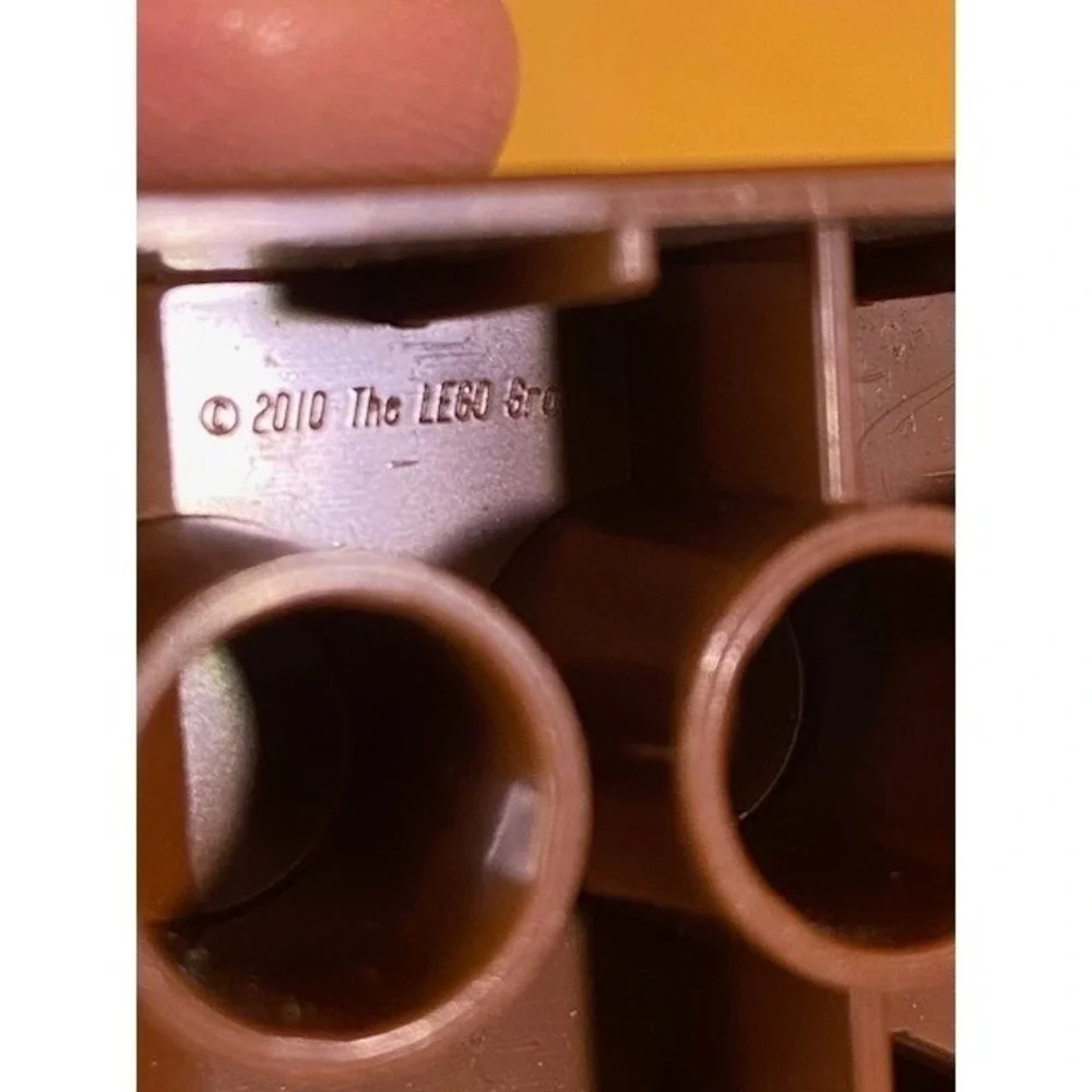 LEGO Duplo Reddish Brown Replacement Bricks Lot of 5 Four 1x2 Tall, 1 2x2 Sloped